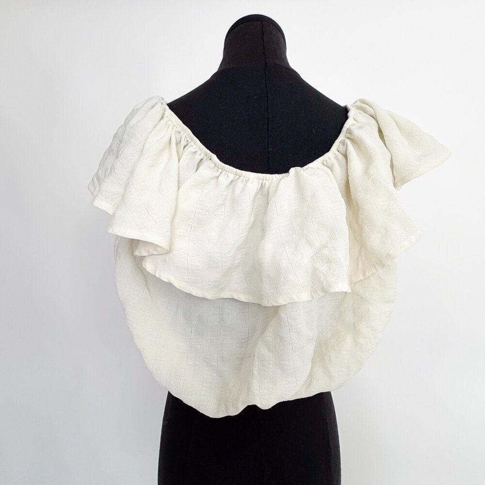 KIMCHI BLUE RUFFLE WHITE OFF THE SHOULDER SHIRT SIZE SMALL